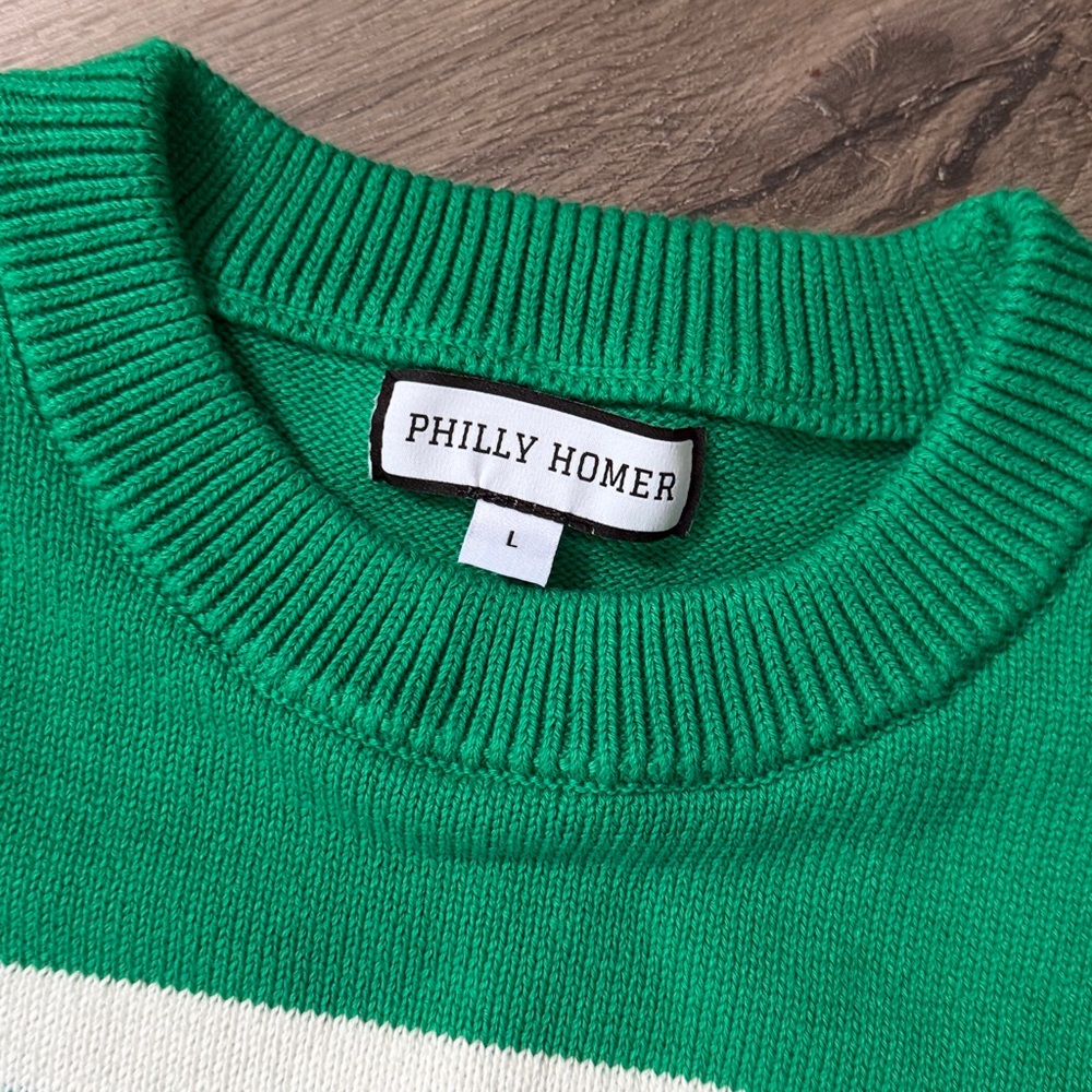 NWOT Philadelphia Eagles Birds Crewneck Sweater - Picture 2 of 4